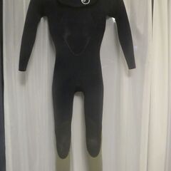 ウェットスーツ　レディース