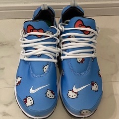 ハローキティ × NIKEエアプレスト　28cmの画像