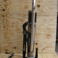 値下げしました★HITACHI  　コードレス サイクロン掃除機...
