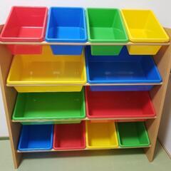 おもちゃ収納棚