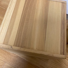 木の箱(引き出し)2個　の画像