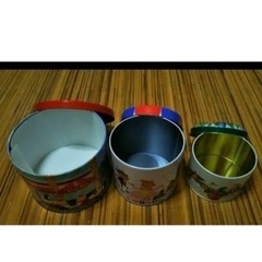 天草　お菓子の空き缶の画像