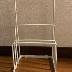 IKEA BESTAENDE まな板ホルダーの画像
