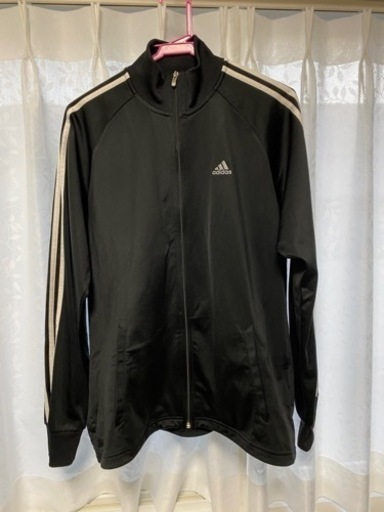 adidas パーカー