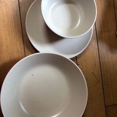 Ikeaのセット　急須5客セット　平皿