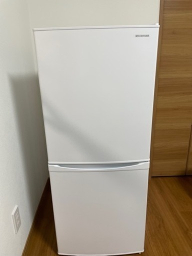アイリスオーヤマ　冷蔵庫　142L 美品