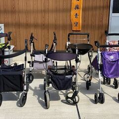 歩行器一台から多数まとめ買い大歓迎。値段交渉いたします。名刺交換...
