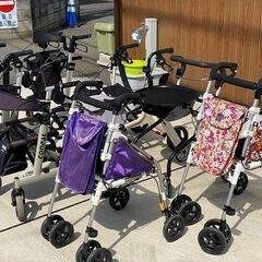 歩行器一台から多数まとめ買い大歓迎。値段交渉いたします。名刺交換でさらに値引きいたします。の画像