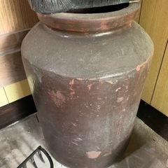 ガレージセール　壺
