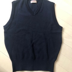 ✨未使用✨セリーヌClub スクールベスト　スクールセーター　制服　無地　紺　Ｖネックの画像