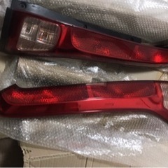 日産セレナ　純正テールランプ　CBA-B30の画像