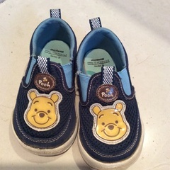 プーさんのベビー靴売ります。14.0cmの画像