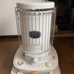 丸型ストーブ・掃除機・空気清浄機