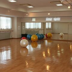 枚方長尾　月謝3700円　大人ダンス　Kポップ　ヒップホップ　チアダンス、ズンバ、フラダンス　の画像