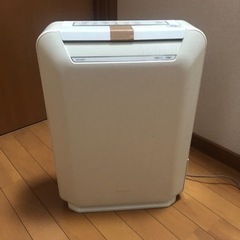 東芝　除湿機
