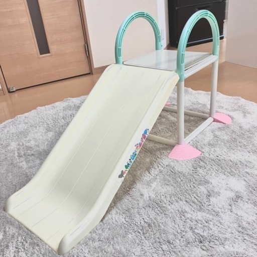 子供　滑り台