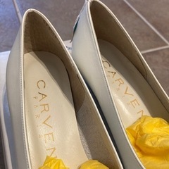 【未使用品】CARVEN Paris パンプスの画像