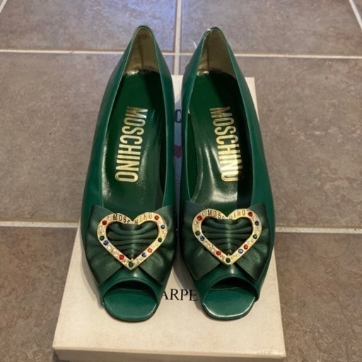 【未使用品】MOSCHINO パンプス