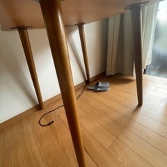 【NOCE】ダイニングテーブルの画像