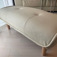 オットマン　アイボリーの画像