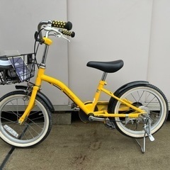 自転車　キッズ　16インチ　補助車輪付き(別途取付)の画像