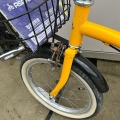 自転車　キッズ　16インチ　補助車輪付き(別途取付)の画像
