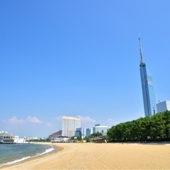 図書館と海に行きませんか？ - 福岡市
