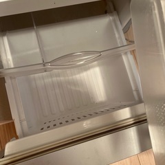 2ドア冷蔵庫の画像