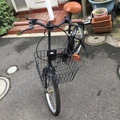 「早い者勝ち」カゴ付き折りたたみ自転車の画像
