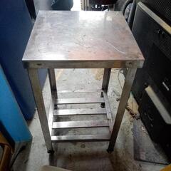 店舗用スクエア　作業台（鉄製）