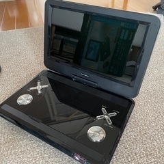 ほぼ新品　11.6インチポータブルDVDプレーヤー