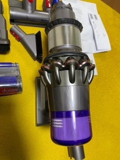 ダイソン V11  fluffy掃除機
