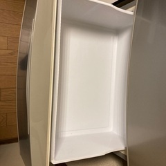 SANYO 4ドア冷蔵庫　357Lの画像