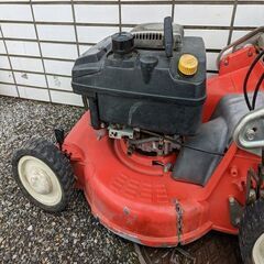 自走式エンジン芝刈り機【リライズ野田愛宕店】【店頭取引限定】【中古】IT3E9TCRTWHKの画像