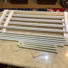 つっぱり棒　突っ張り棒　つっぱり棚　突っ張り棚　の画像