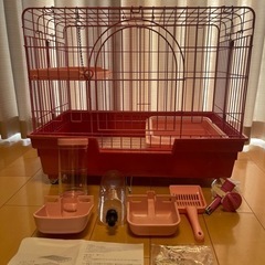 🎀猫　うさぎ　小動物　2段ケージ コンパクト 自動餌やり器 水飲み 小動物 ピンク色 コンパクトサイズの画像
