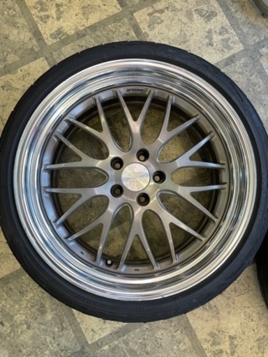 245/35/20 4本出品