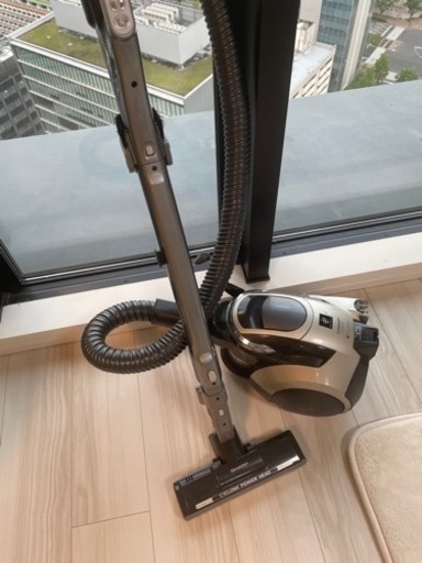 SHARP シャープ　サイクロン　床移動型電気掃除機　自走式パワーヘッド搭載