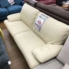 KE-54【ご来店頂ける方限定】IDC大塚　L/Sコンフォート　総本革　3シーターソファ　ベージュ
