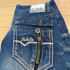 ロリータジーンズ　