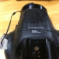 本日17～18時終了 FUJIFILM FinePix SL300 一眼レフカメラの画像