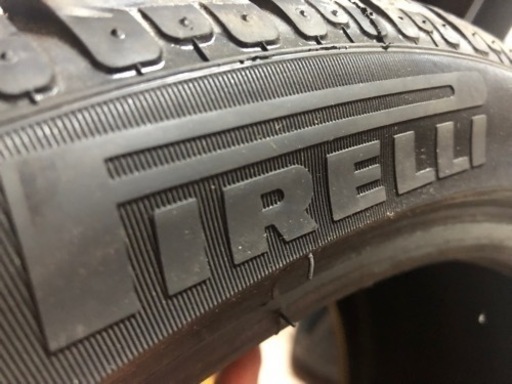 【セール】新品未使用タイヤ★ピレリ★255/35/19 2本セット★