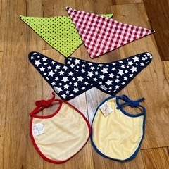 スタイ6枚　双子の画像