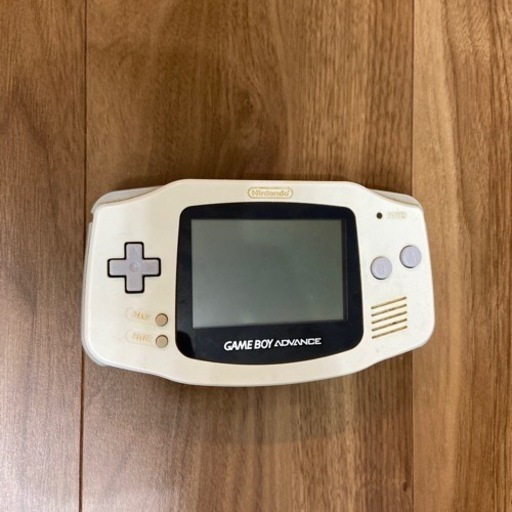 ゲームボーイアドバンス白