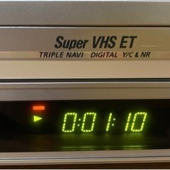 S VHS ビデオカセットレコーダー　Victor HR S600の画像