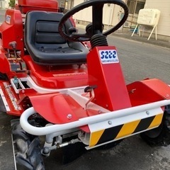 乗用草刈機　SRM831VH乗用モアー　らっくん