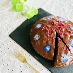 手作りのエディブルフラワーケーキ♪♪