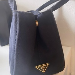 PRADA ハンドバッグの画像