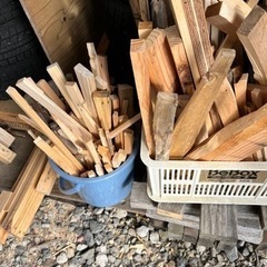 廃材の薪
