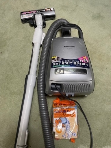 パナソニック　紙パック掃除機